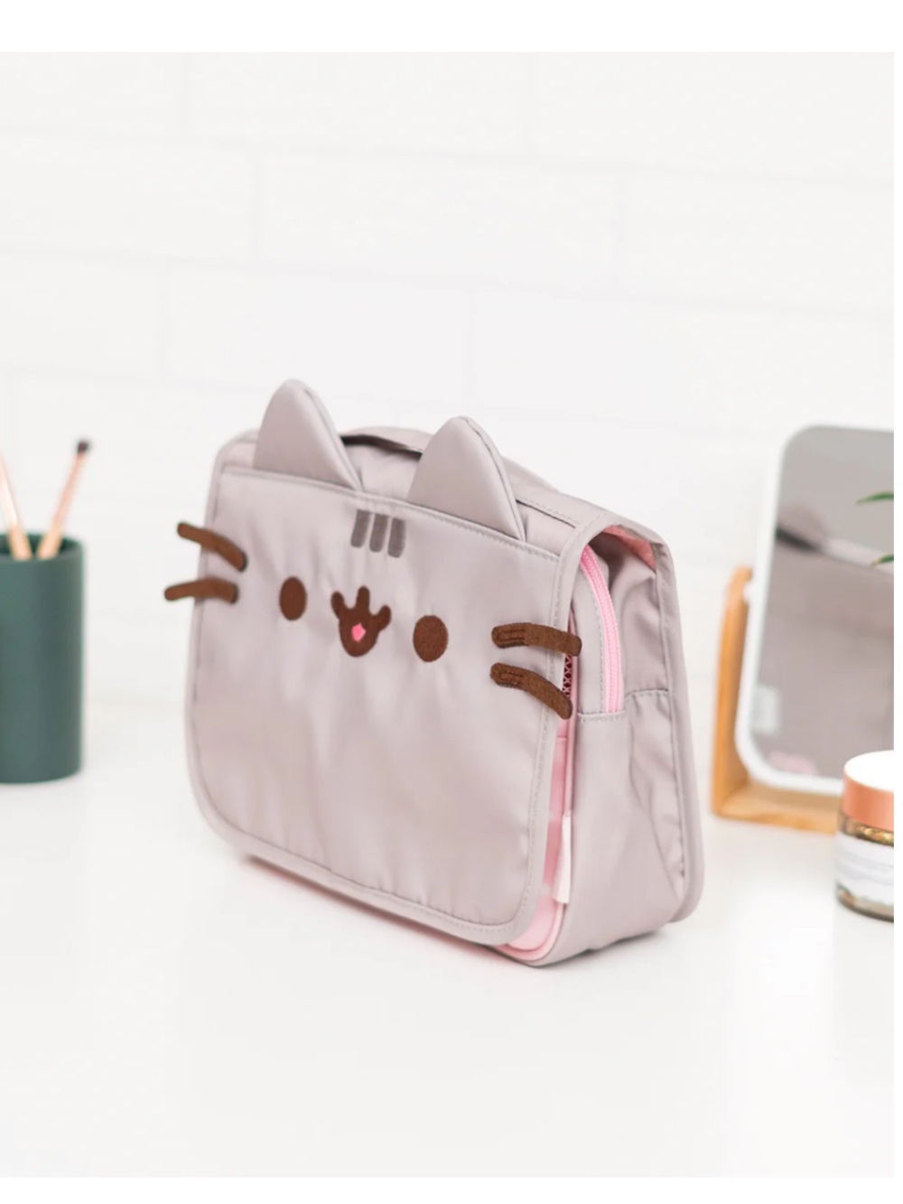 Pusheen Toiletries Bag
